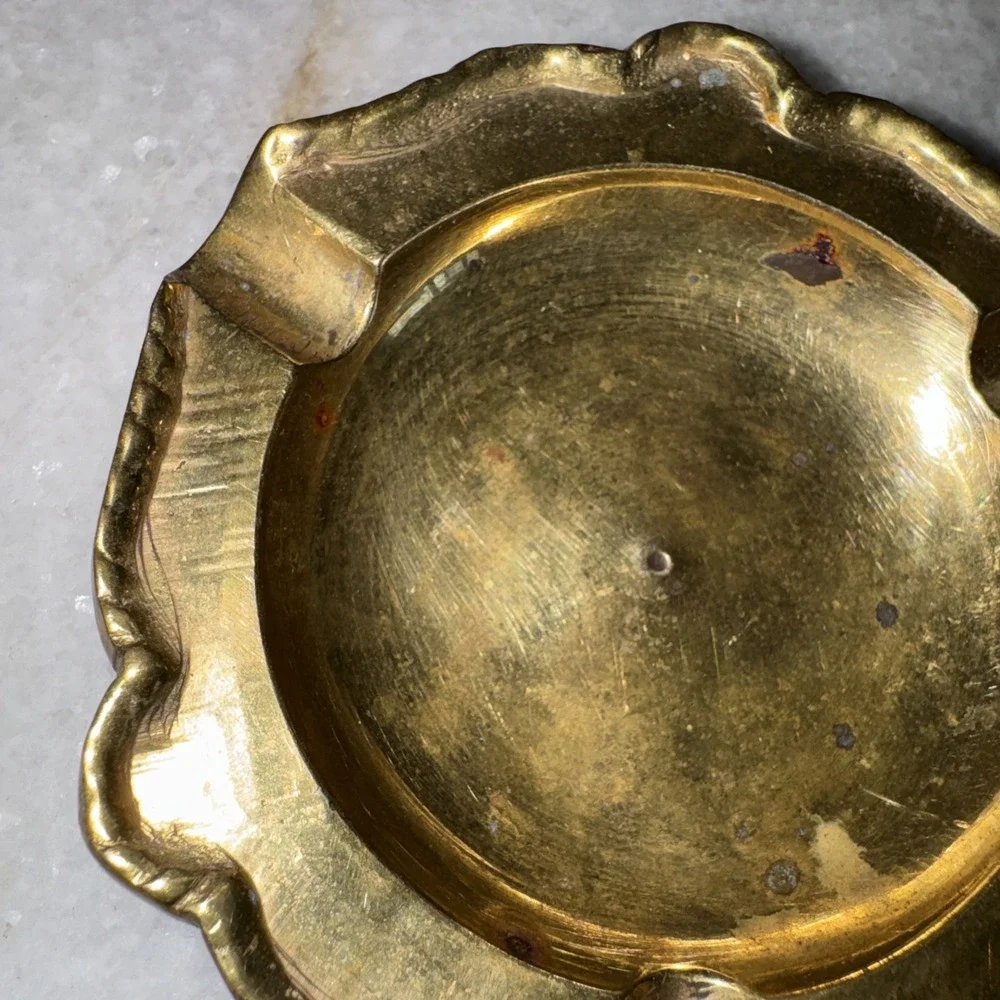 Heavey Brass Ornate Ashtray Made in India-‎ 4 Cigarette Rests